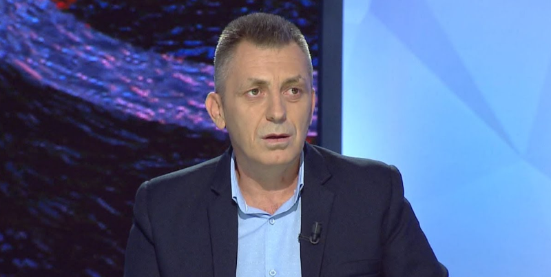Gazetari Poli Hoxha: Kryeministri po del në dosje, qeveria ka rënë