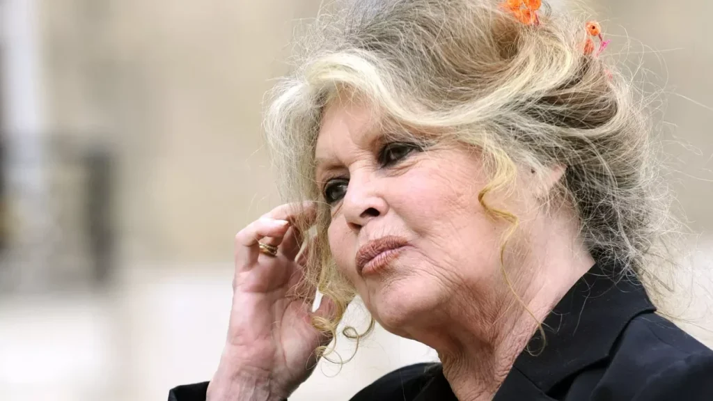 4 tentativa vetëvrasjeje dhe një jetë plot skandale/ 30 fakte për Brigitte Bardot