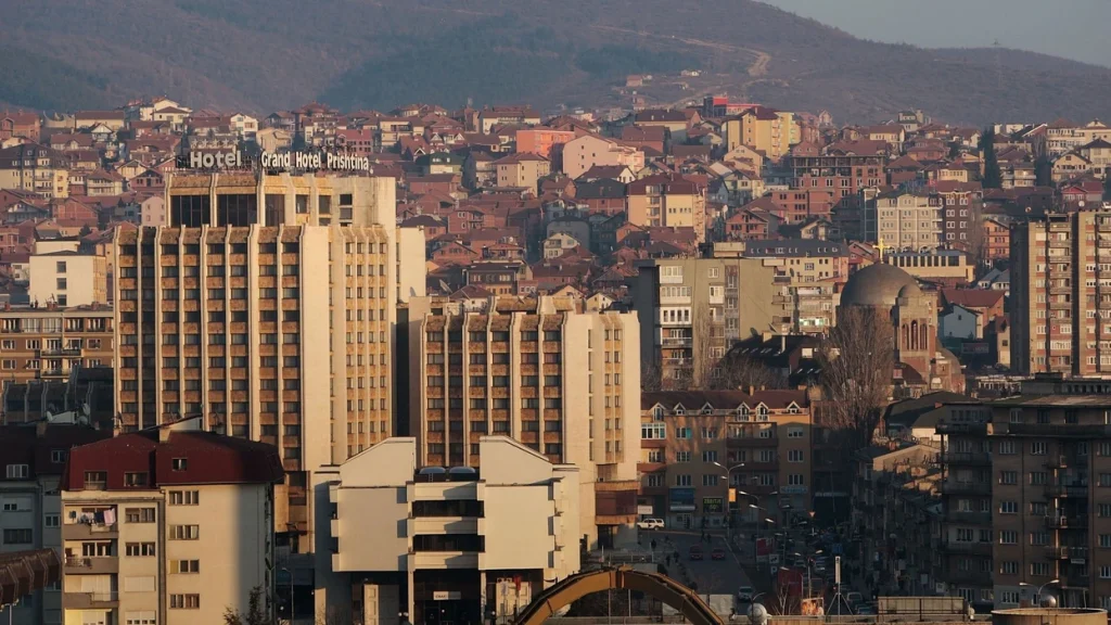“Më shtrenjtë në Prishtinë se në Vjenë”, qytetarët ankohen për çmimet e larta të banesave