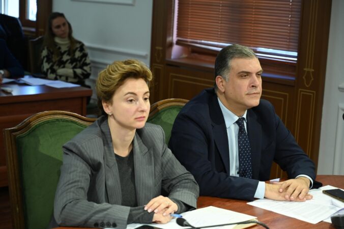 “Qytetarët nuk janë prioritet i Ramës”/ Tedi Blushi: Ulja e TVSH-së për produktet bazë të shportës ushqimore, emergjente