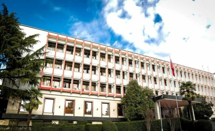 Zjarri në Zvicër, reagon Ministria e Jashtme: Nuk ka shqiptarë mes viktimave