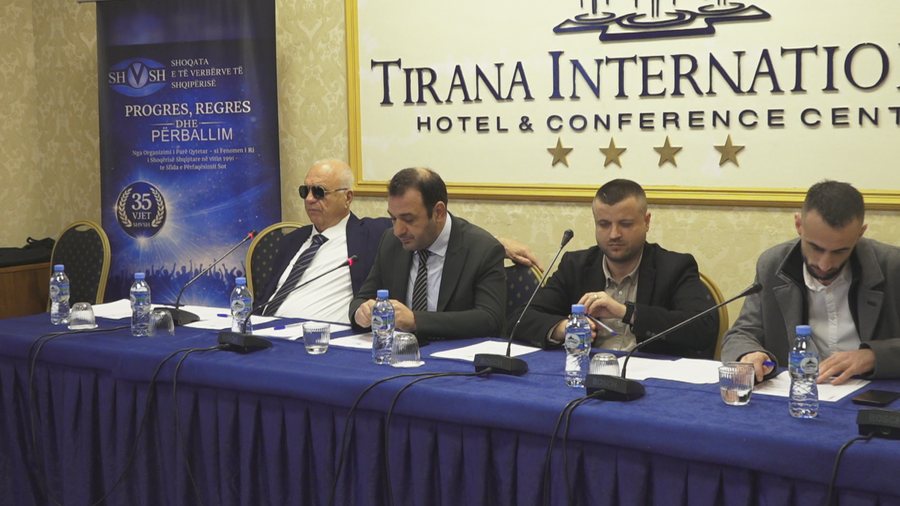 Të njëjtat halle për 35 vite, Shoqata e të Verbërve: Institucionet na kanë harruar