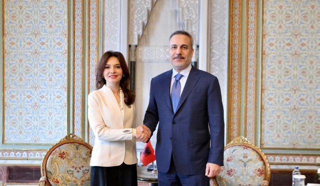 “Bashkëpunim për organizimin e samitit të NATO-s në Tiranë”/ Spiropali takon ministrin e Jashtëm turk në Stamboll