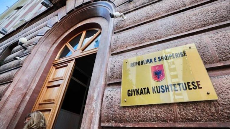 Vendimi i Kushtetueses, nga pezullimi tek imuniteti, çfarë do të ndodhë me Ballukun?