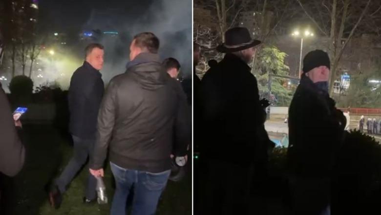 Molotovët te Xhamia e Namazgjasë/ Dhëndri i Berishës drejtoi protestën nga ballkoni, denoncon portali mysliman
