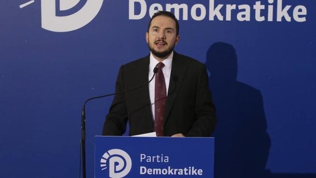 PD sulmon Ervin Salianjin për takimin në Berat: Aktivitet me agjendë private në shërbim të qeverisë