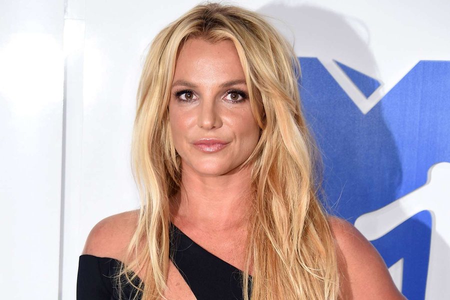 Britney Spears shet katalogun muzikor për një shumë marramendëse