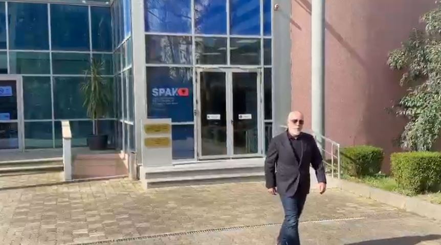 Sokol Balla një orë në SPAK për hetimet ndaj Ballukut