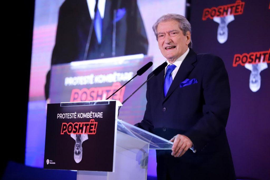 Berisha thirrje për mobilizim total, njofton datën për protestën kombëtare