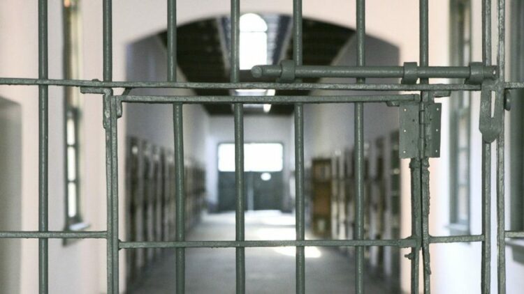 Çfarë ndodhi? Ish-ministri i njohur dënohet me burgim të përjetshëm