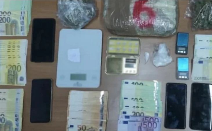 Tregti kokaine në Rodos, në pranga 3 shqiptarë dhe 2 grekë, sekuestrohen 327 mijë euro
