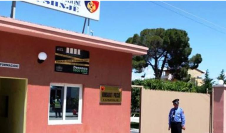 Familjarët kanosën avokatin, arrestime dhe procedime në Lushnjë dhe Fier