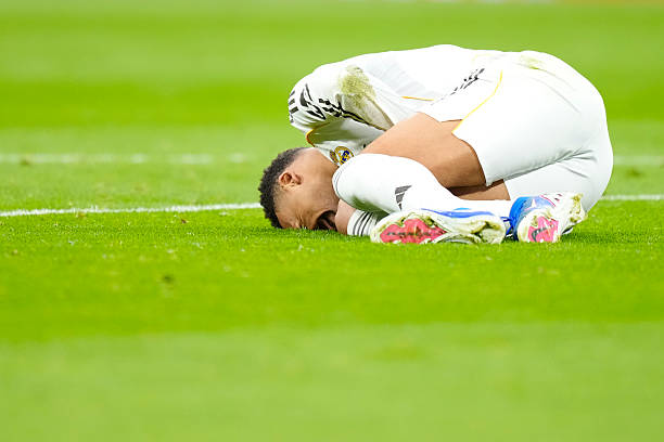 Gafa e Shekullit! Real Madridi “shëron” gjurin e gabuar të Mbappé!