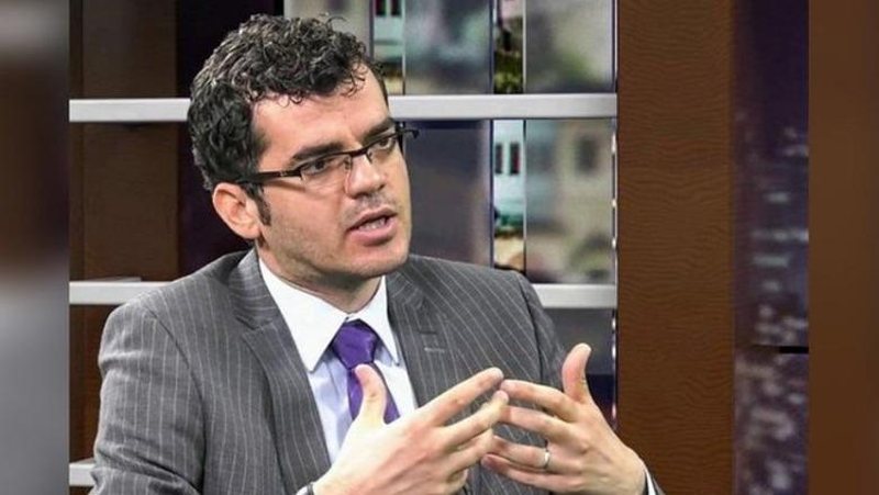 Lamtumirë Namir Lapardhaja! Përcillet në banesën e fundit gazetari dhe publicisti i njohur