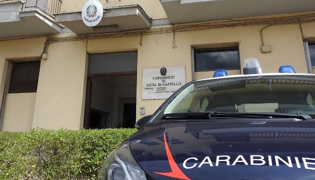 Nuk zbatoi urdhrin e policisë dhe përfundoi duke u aksidentuar/ Arrestohet 35-vjeçari në Itali