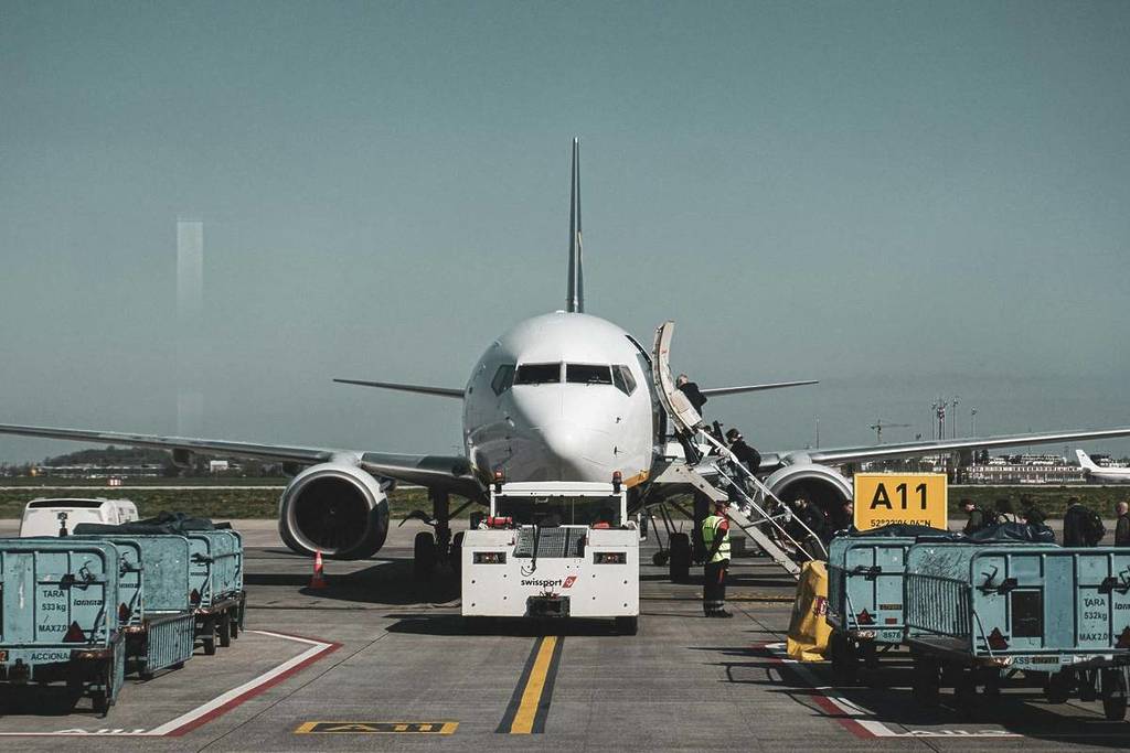 Greva paralizon aeroportin e Berlinit/ Anulohen qindra fluturime dhe preken mijëra pasagjerë
