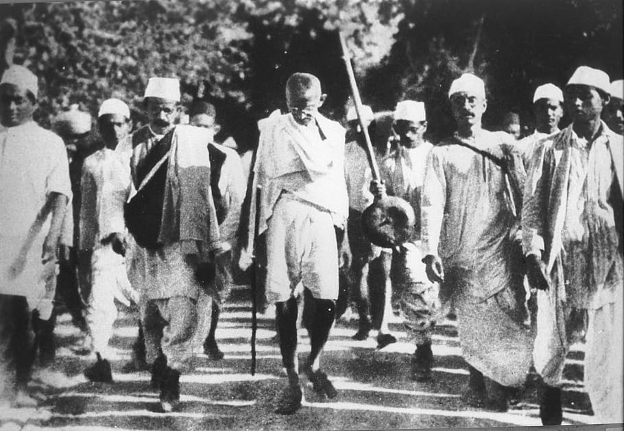 Histori/ 1930 – “Marshi i Kripës”, lëvizja e Mahatma Gandhit sfidoi Perandorinë Britanike
