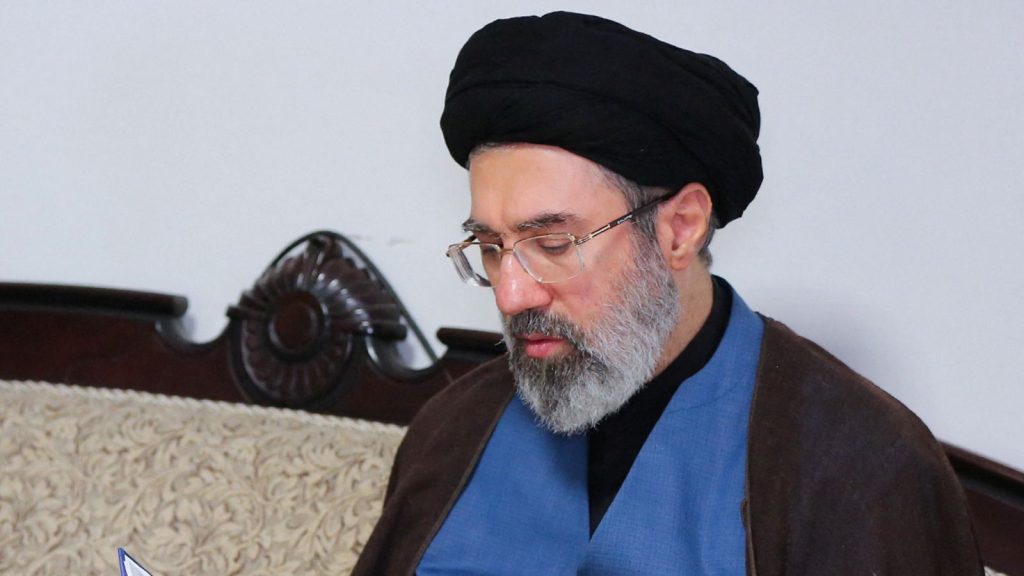 Çfarë dimë për udhëheqësin e ri suprem të Iranit, Mojtaba Khamenei – dhe pse emërimi i tij nuk është një shenjë e mirë për paqen