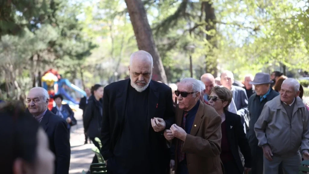 “Do bëjmë ndryshime në skemën e pensioneve”, Rama: Në janar do ketë rritje tjetër, do ketë hapësirë edhe për ata që duan ende të punojnë