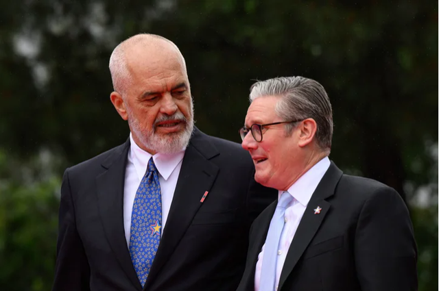 Kriza/ Starmer mbledh 35 shtete për Ngushticën e Hormuzit, Shqipëria pjesë e diskutimeve diplomatike
