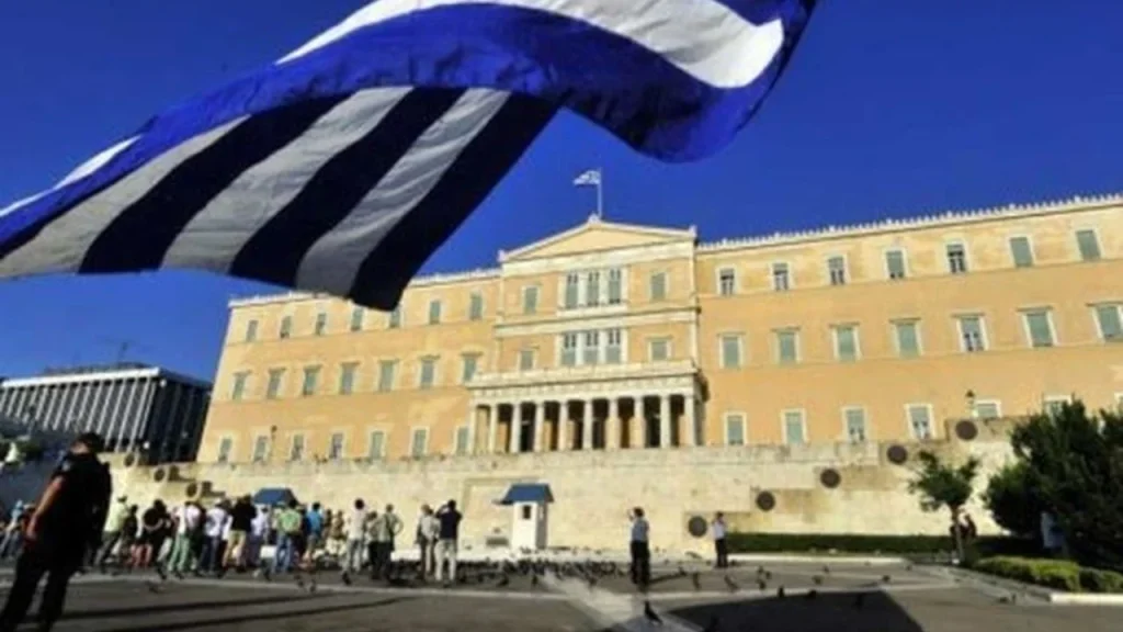 Mbrojtja e jetës së përditshme të banorëve në rrezik, Athina në udhëkryq pas rritjes rekord të turizmit