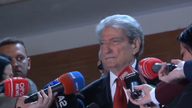 22:25 Berisha paralajmëron protestën e radhës: Do bashkohemi në një front të përbashkët me forcat e tjera opozitare