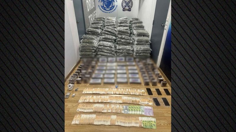 Operacion antidrogë në Greqi, sekuestrohen qindra kilogramë kokainë dhe marijuanë