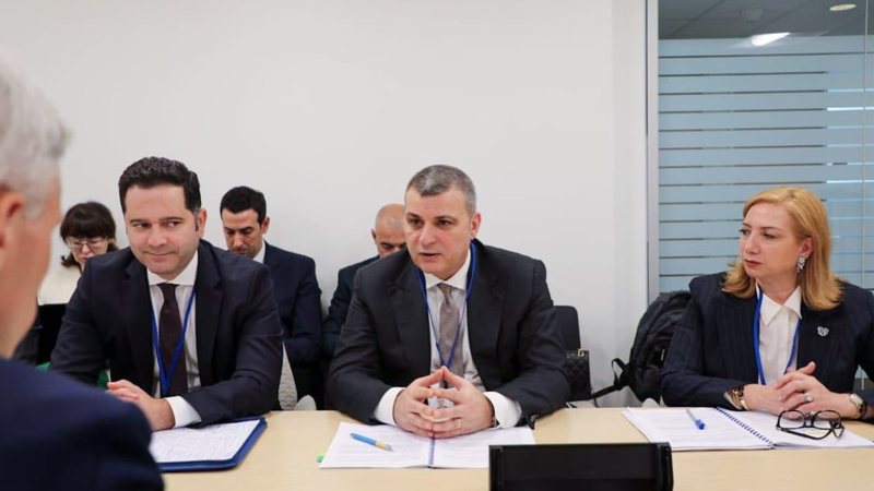 Sejko takim me shefin e ri të Misionit të FMN-së për Shqipërinë: Politika monetare do të orientohet drejt stabilitetit të çmimeve