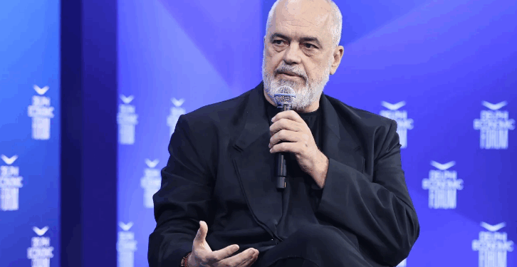 13:43 Deklarata e Ramës për çështjen e detit, media greke: Burimet diplomatike raportojnë për probleme teknike