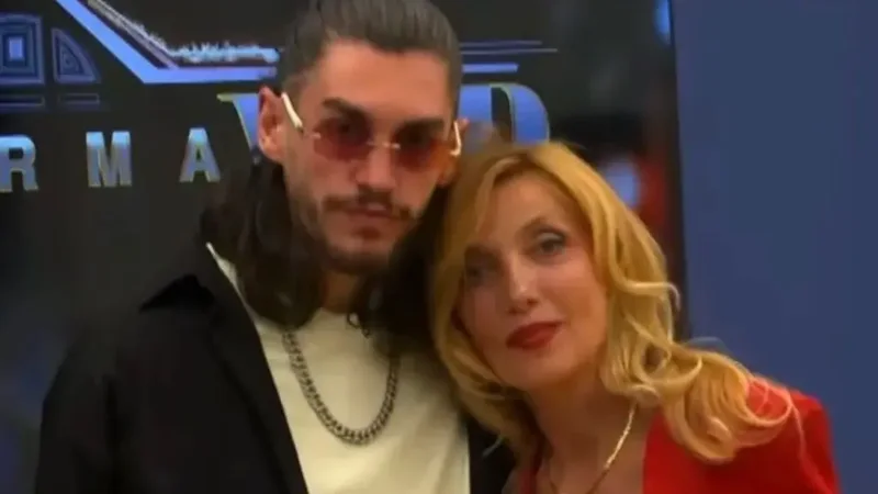Adioni shpërthen ndaj Mozës, nuk e fsheh xhelozinë ndaj dronit të Taynës