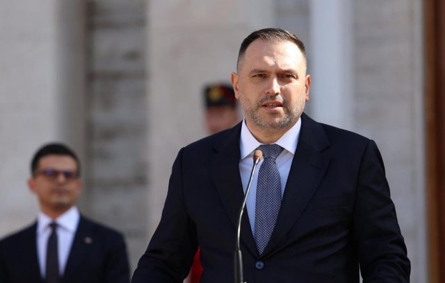 Nufi: NATO mbetet garancia më e fortë e sigurisë dhe paqes