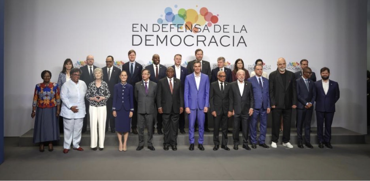 11:32 Sánchez: Frika luftohet me më shumë demokraci, jo me autoritarizëm