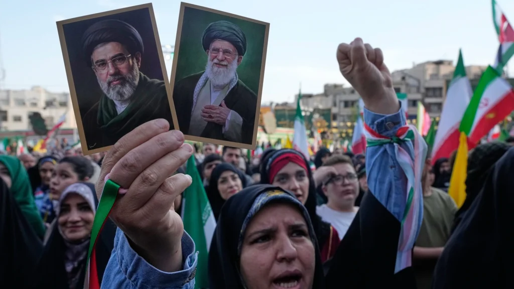 Khamenei: Mbrojmë Hormuzin dhe kapacitetet bërthamore