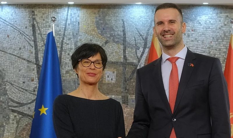 16 45 Mali i Zi gjithnjë e më afër anëtarësimit në BE  nis puna për traktatin e pranimit