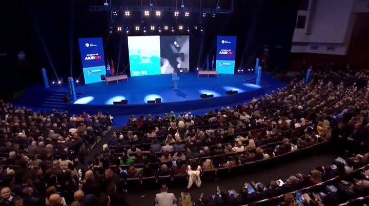 15:22 Partia Demokratike thërret Kuvendin Kombëtar, zbulohet data e mbledhjes