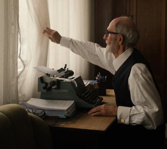 13:12 A po flet me nëntekst Spiropali? Publikimi i letrës së Qoses për Kadarenë ngre dyshime për një mesazh të koduar politik