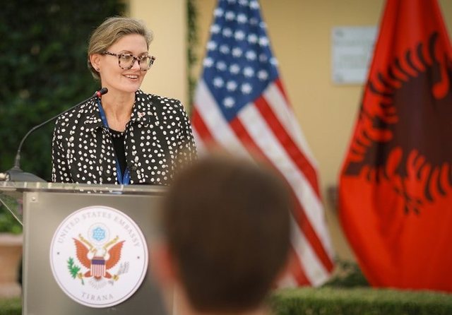 “250 mijë amerikanë kanë humbur jetën nga fentanili në 5 vite”/ VanHorn: Trump u ka shpallur luftë trafikantëve të drogës