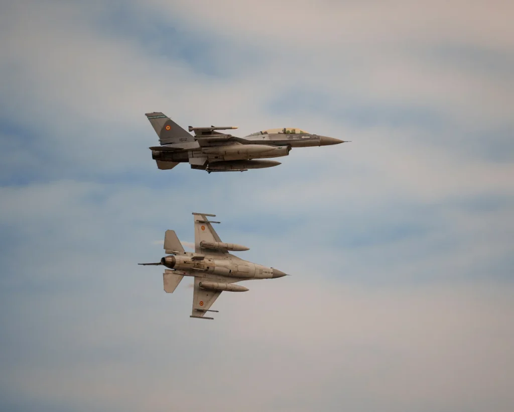 NATO aktivizon avionët luftarakë pas incidentit ajror në Letoni
