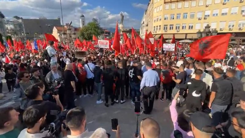 Tubimi i studentëve shqiptarë në Shkup/ Ministri i Drejtësisë në RMV: Protesta ishte e dhunshme, gjuha maqedonase është obligim