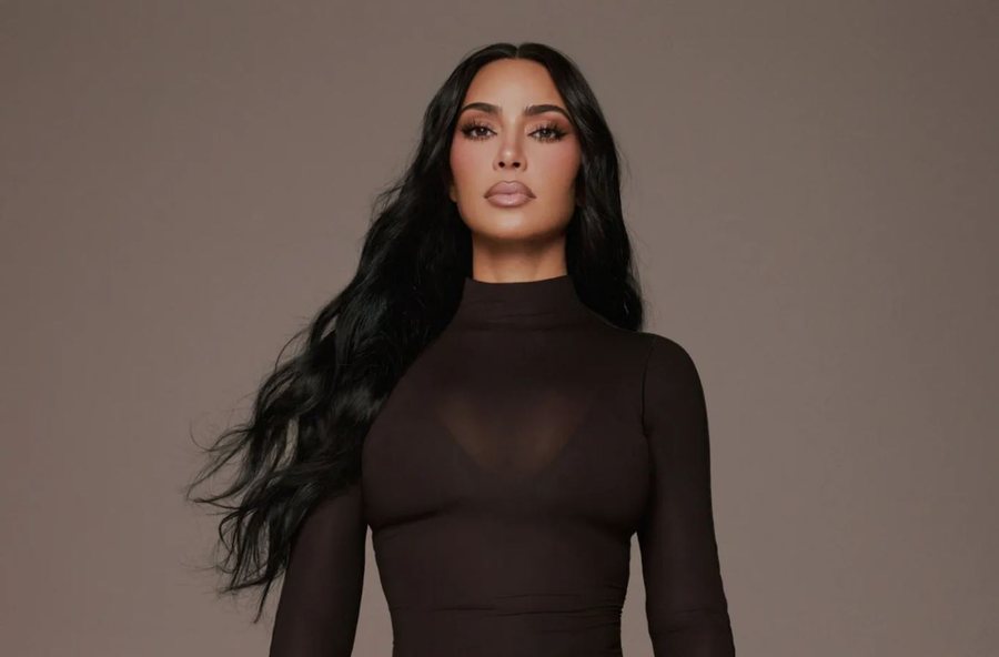 Kim Kardashian flet për rutinën ekstreme të kujdesit: “Jam lodhur nga gjithë këto suplemente”