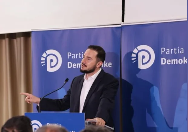 09:34 Iu refuzua kandidimi për kreun e PD, Salianji: Akt i padëgjuar, partia po trajtohet si pronë personale