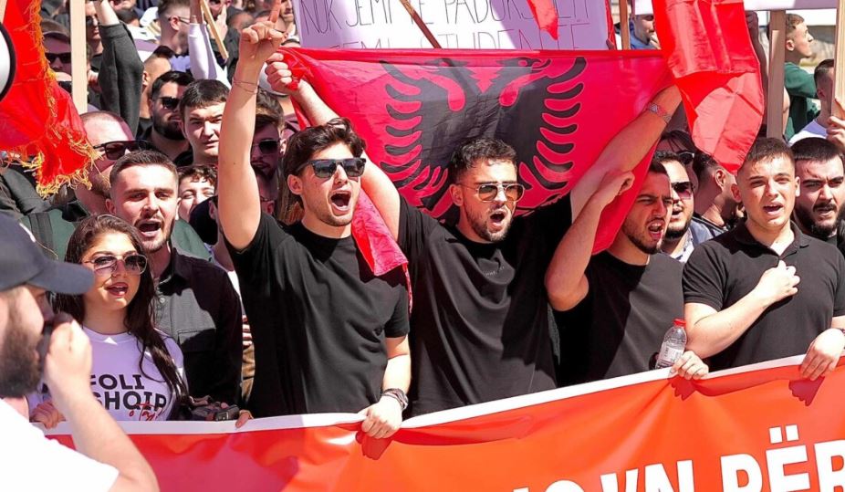 Studentët shqiptarë protestojnë sot në Shkup, kërkojnë provimin e jurisprudencës në Gjuhën Shqipe