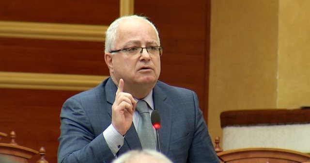 I dorëhequr nga të gjitha strukturat/ Spaho: Me këtë ekip drejtues që ka PD, më kollaj shkon në hënë se vjen në pushtet