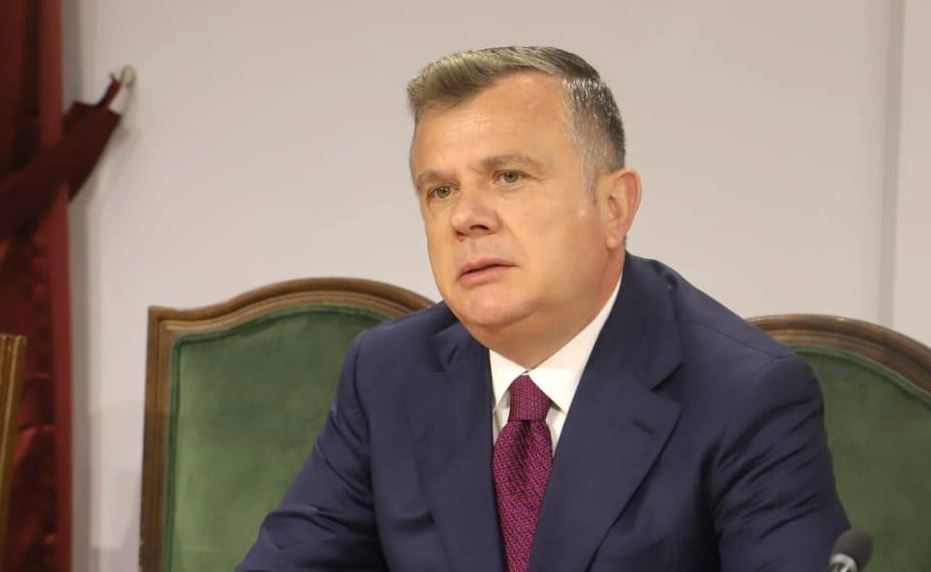 13:45 Balla: Shqipëria përpara Serbisë në BE, kemi rekord historik në hapjen e negociatave