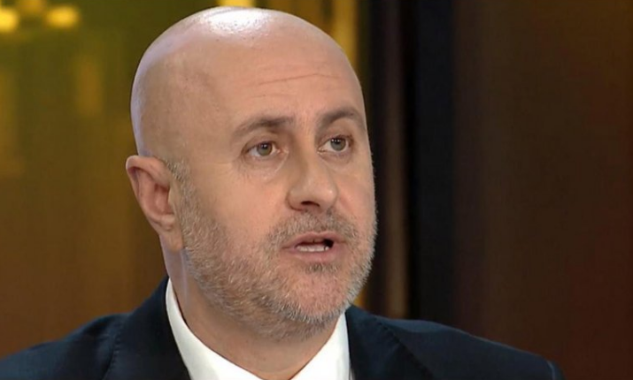 Dasho: Jo terapive hormonale për fëmijët nën 18 vjeç