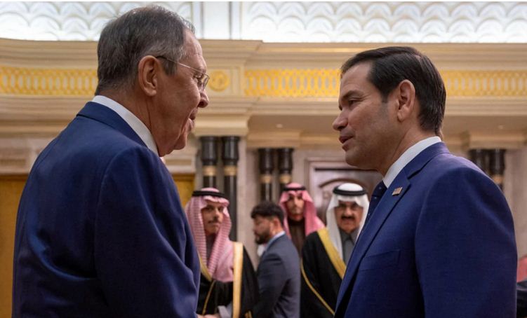 Rusia paralajmëron sulme të reja në Kiev, kërkon largimin e diplomatëve amerikanë