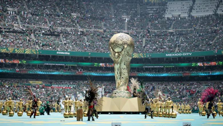 20:14 Nis ceremonia hapëse e Botërorit, Shakira ndez stadiumin ‘Azteca’ me ‘Dai Dai’!