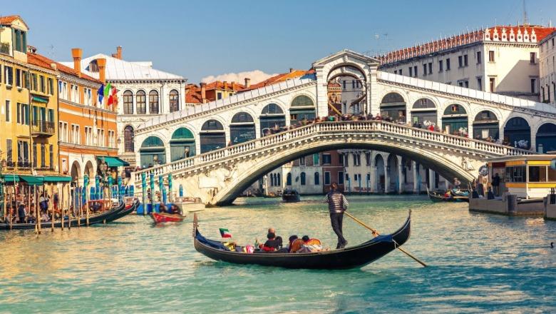Venecia i shpall ‘luftë’ turizmit masiv, kryebashkiaku i ri propozon rritjen drastike të biletës së hyrjes deri në 50 euro