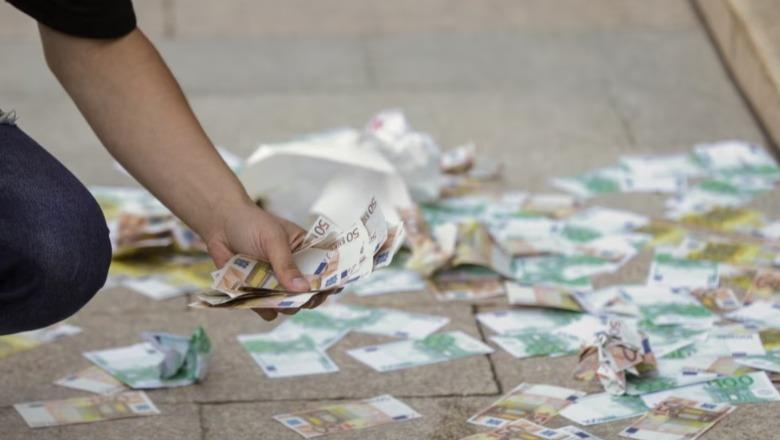 ‘Paga kalimtare’- Mbi 150 mijë euro në muaj për ish-deputetët e Kuvendit të Kosovës