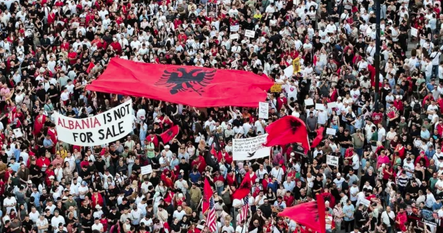 Ministria e Jashtme gjermane reagon për protestat në Shqipëri